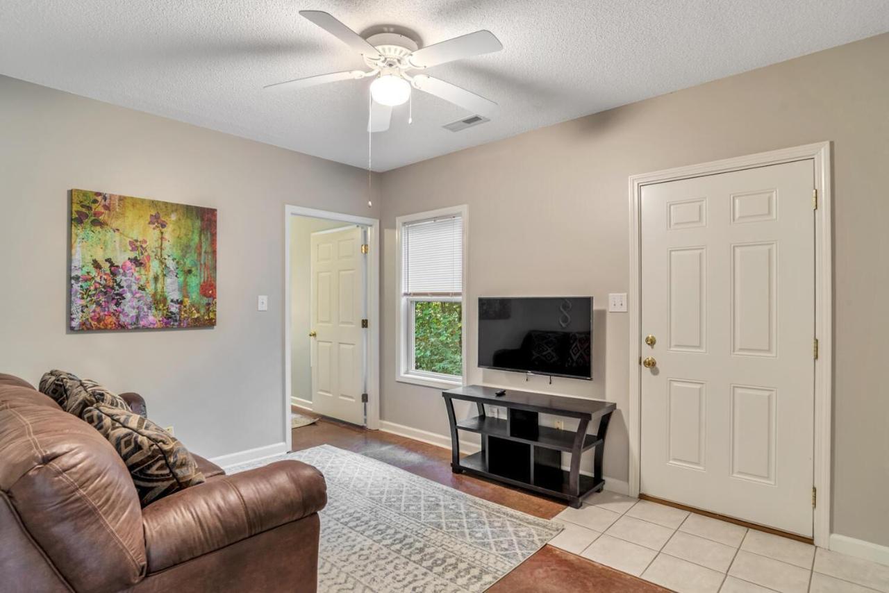 South Asheville Townhome 14 A *